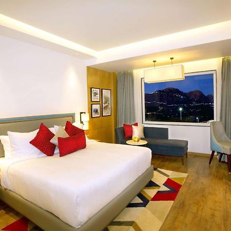 Ramada By Wyndham Katra Station Road Otel Dış mekan fotoğraf